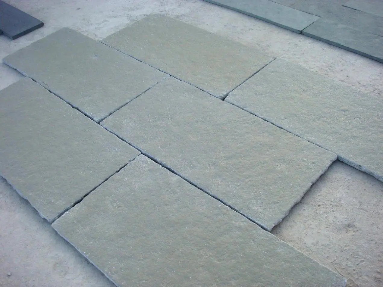 Tandur Yellow — natural tumbled brushed